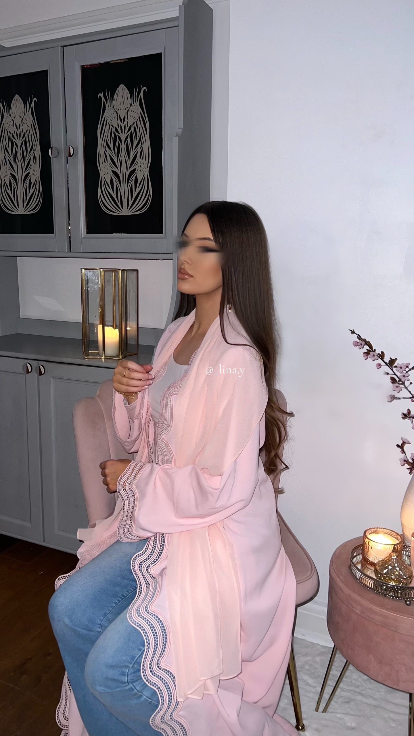 Wave abaya in Pale Pink