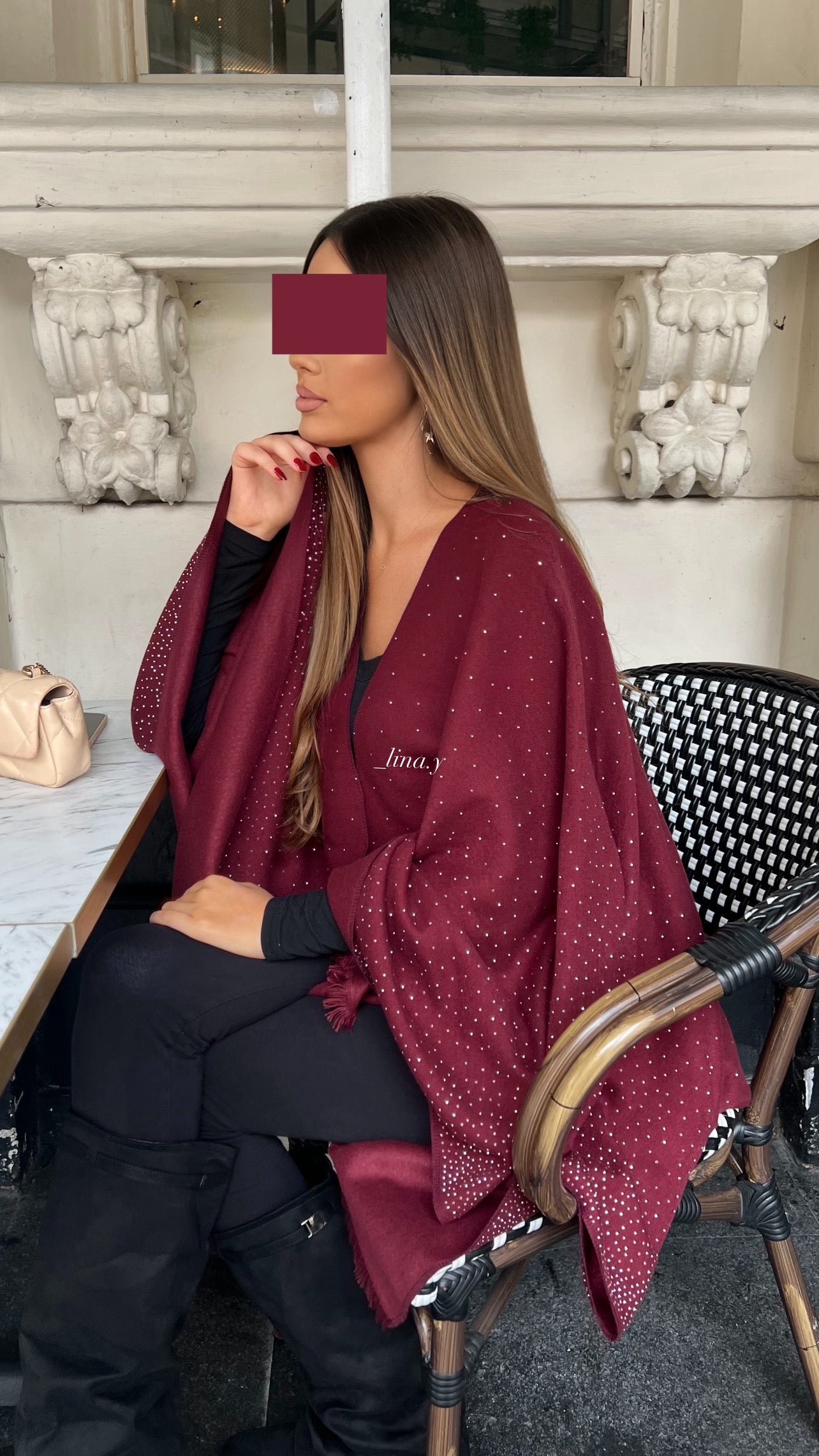 Amara | Sparkle Shawl in Burgundy
