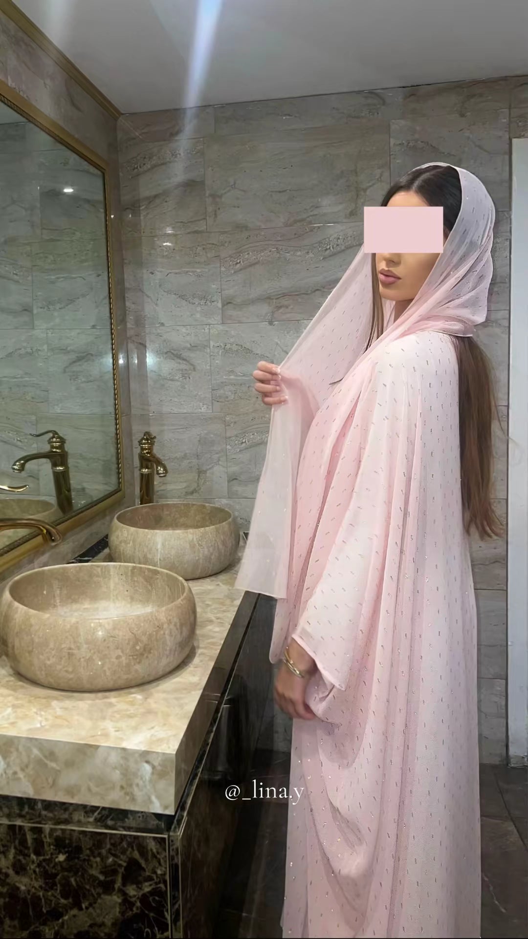 Lumière Abaya in Baby Pink