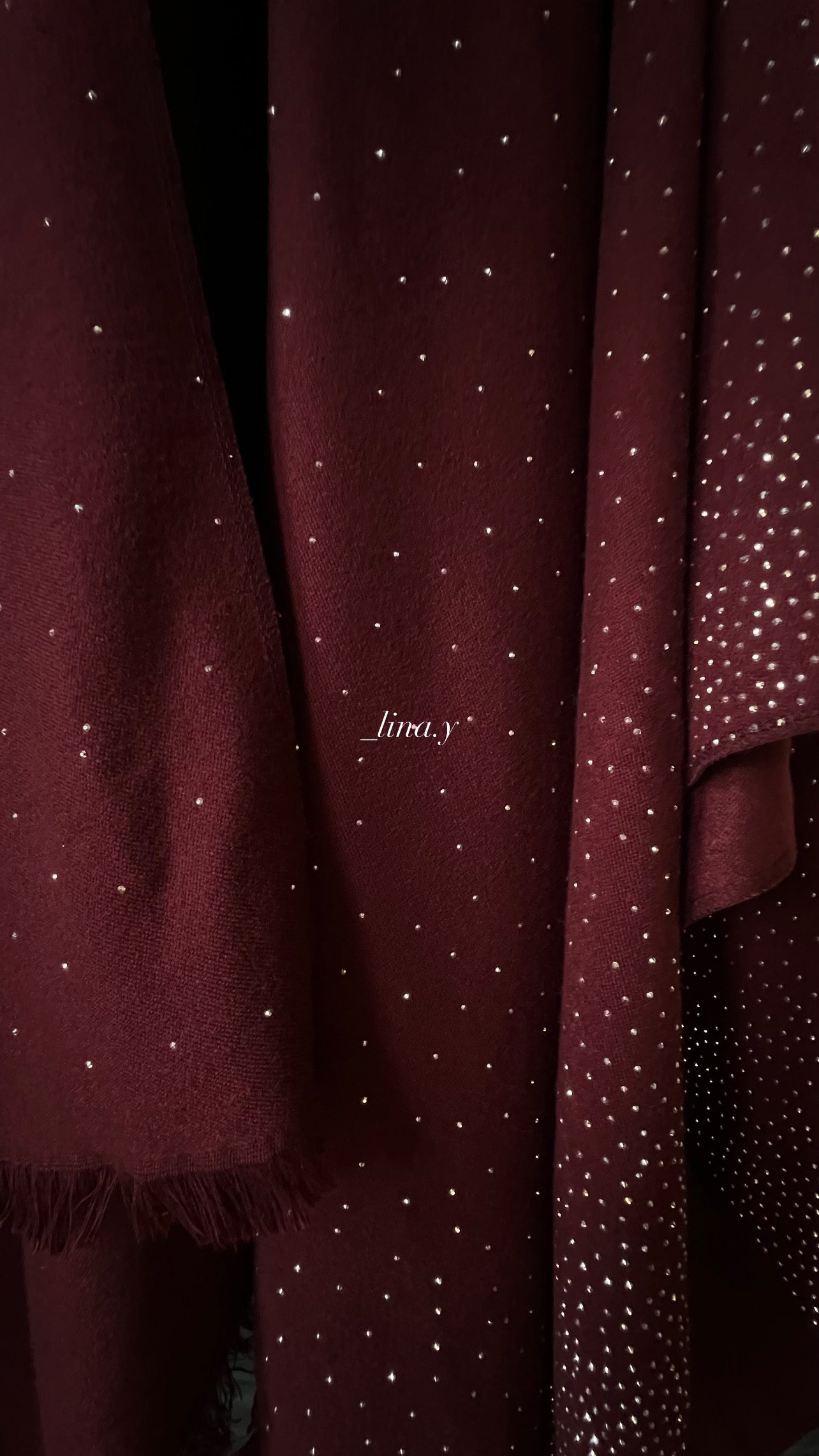 Amara | Sparkle Shawl in Burgundy