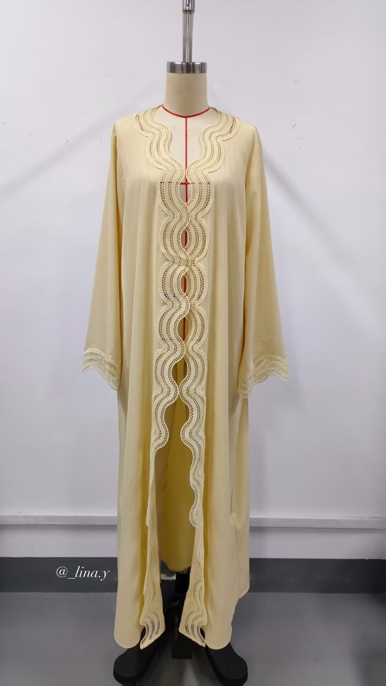 Wave abaya in Butter Yellow