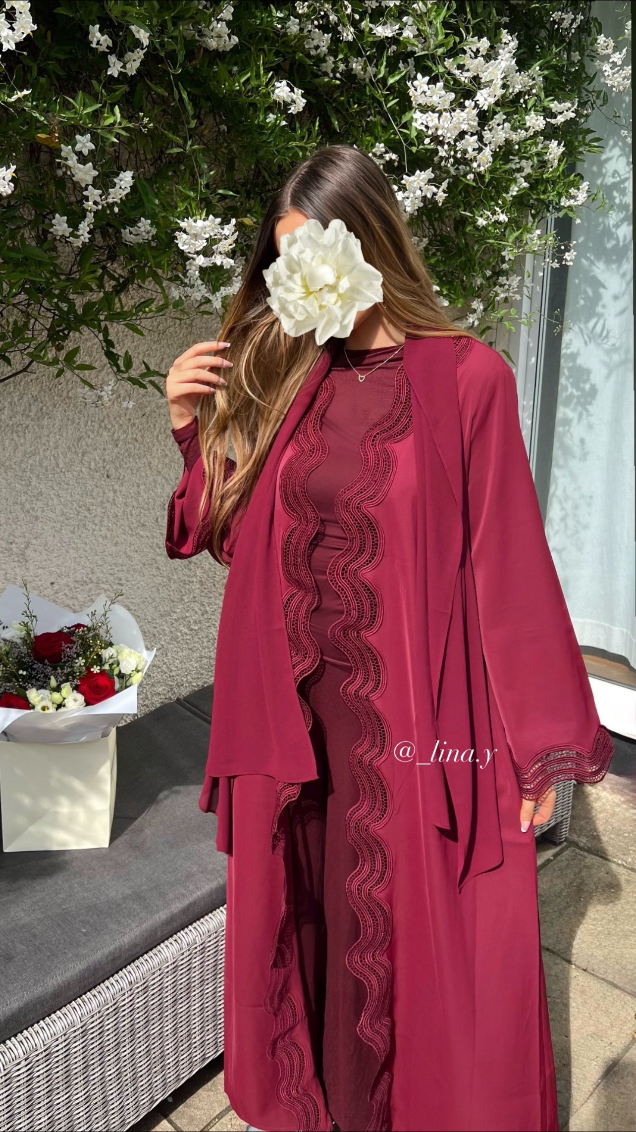 Wave Gem Abaya in Burgundy