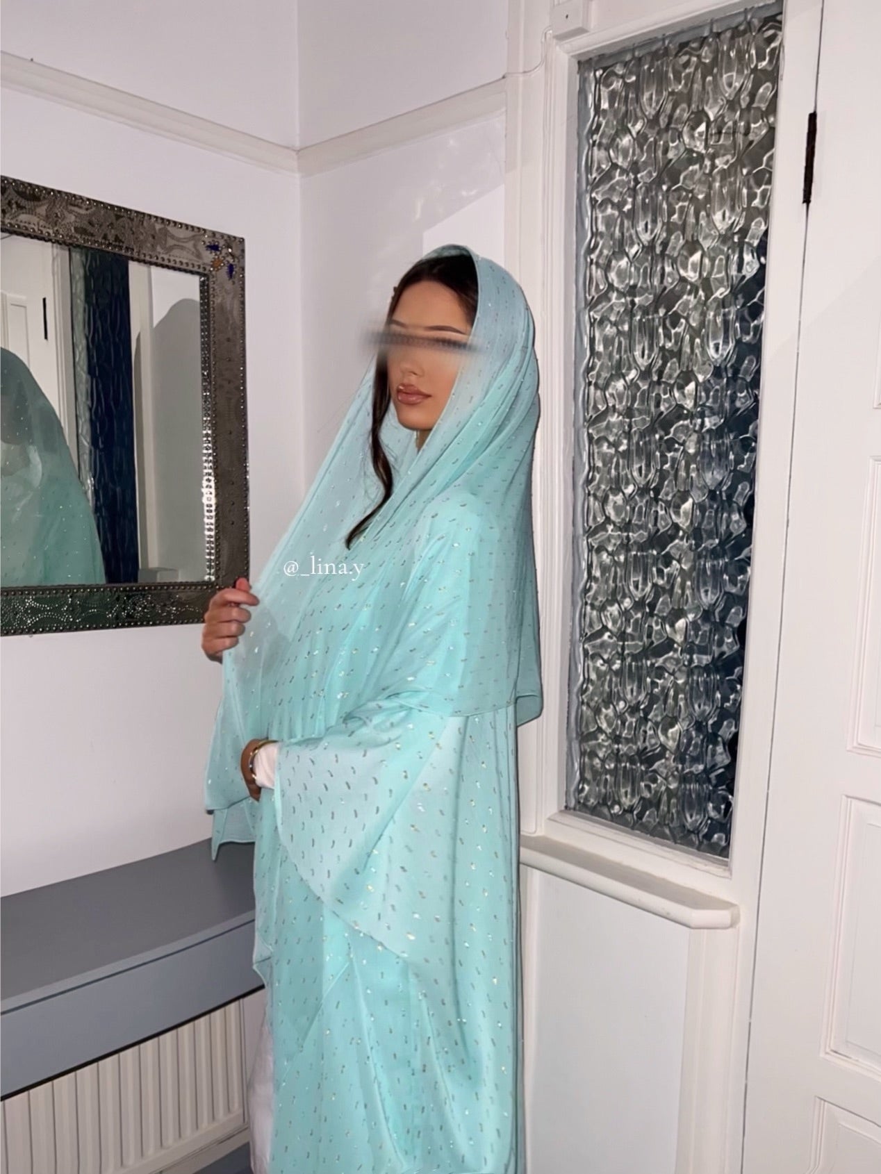 Lumière Abaya in Light Aqua