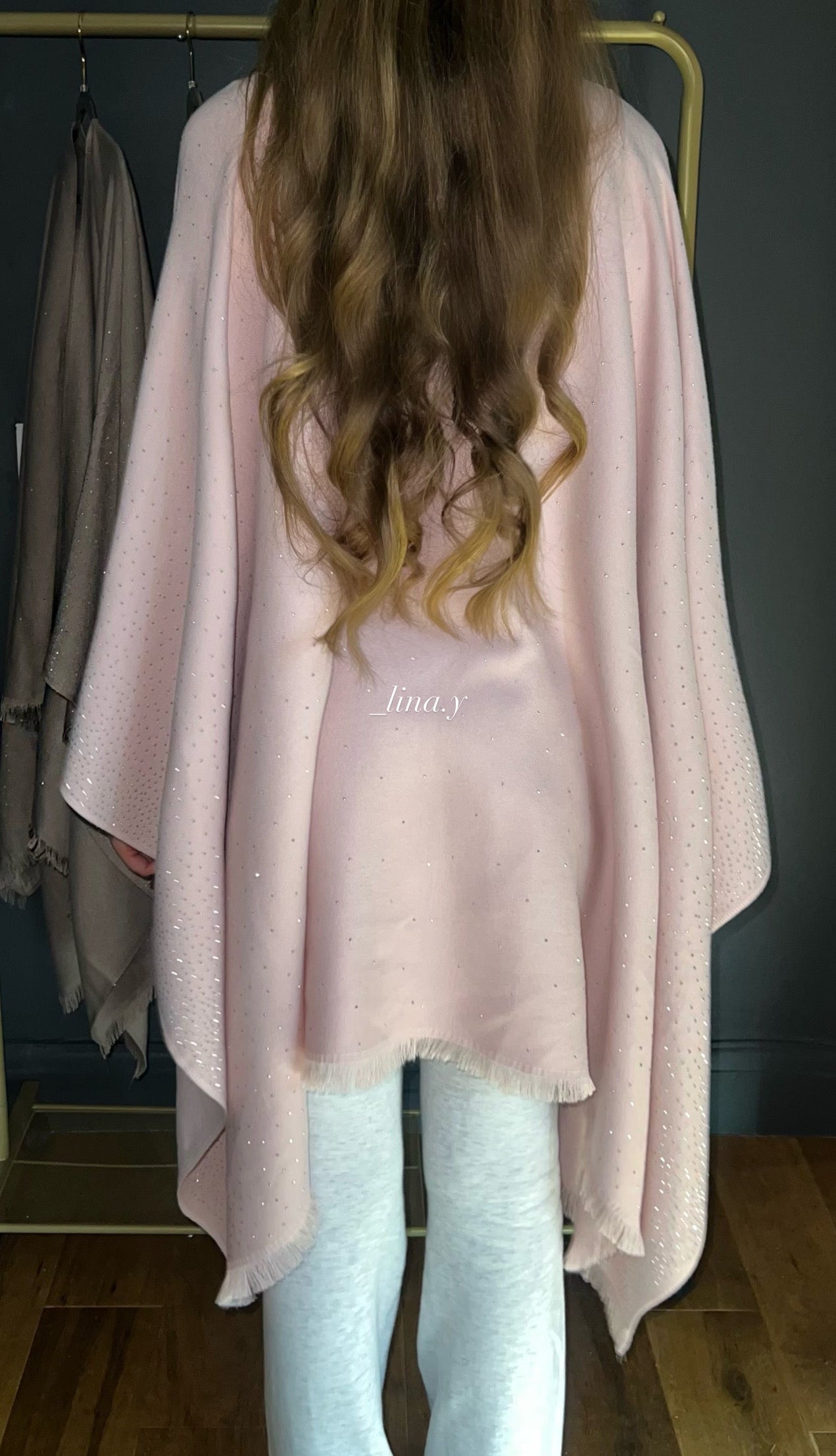 Amara | Sparkle Shawl in Rose Pink